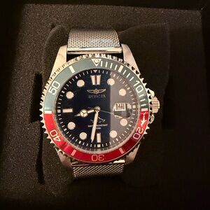 Invicta Men's Pro Diver Watch - Red and Blue Dial 43mm